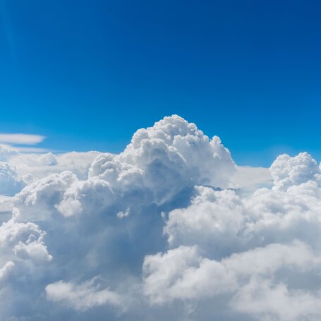 weisse-wolken-und-himmel